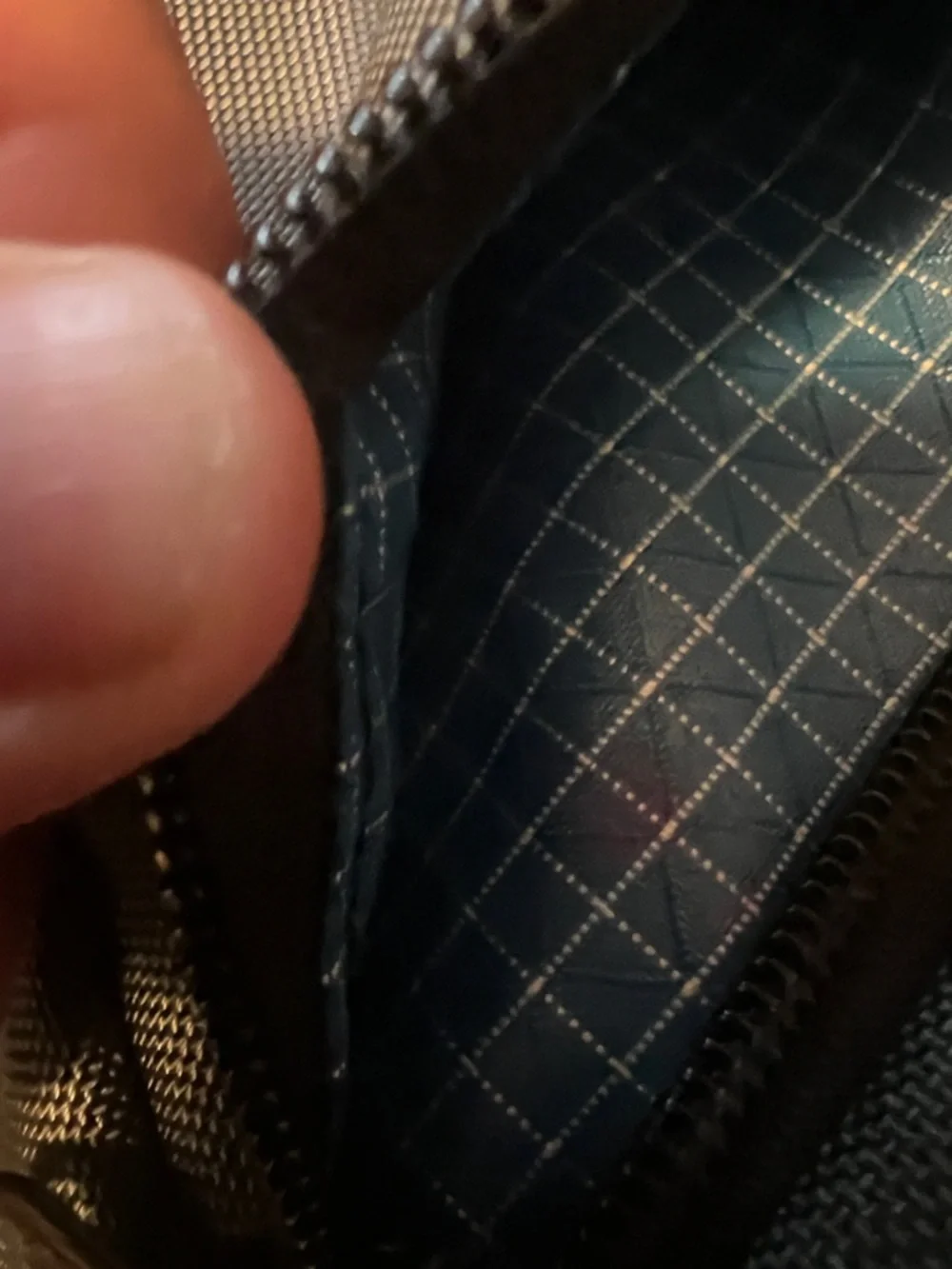 Tom Bihn Parental Unit - Nebulous Grey/Island - Picture 3 of 3